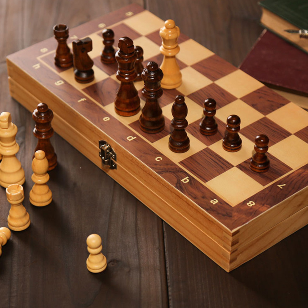 Board Game Vantage - لوحة شطرنج كبيرة 29×29 سم لتنمية