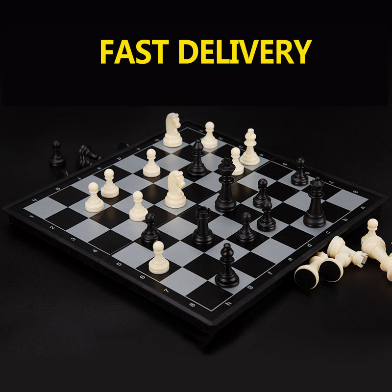 المحمولة الخاصة المغناطيسي الش - مراجعة Board Game Vantage وسعره