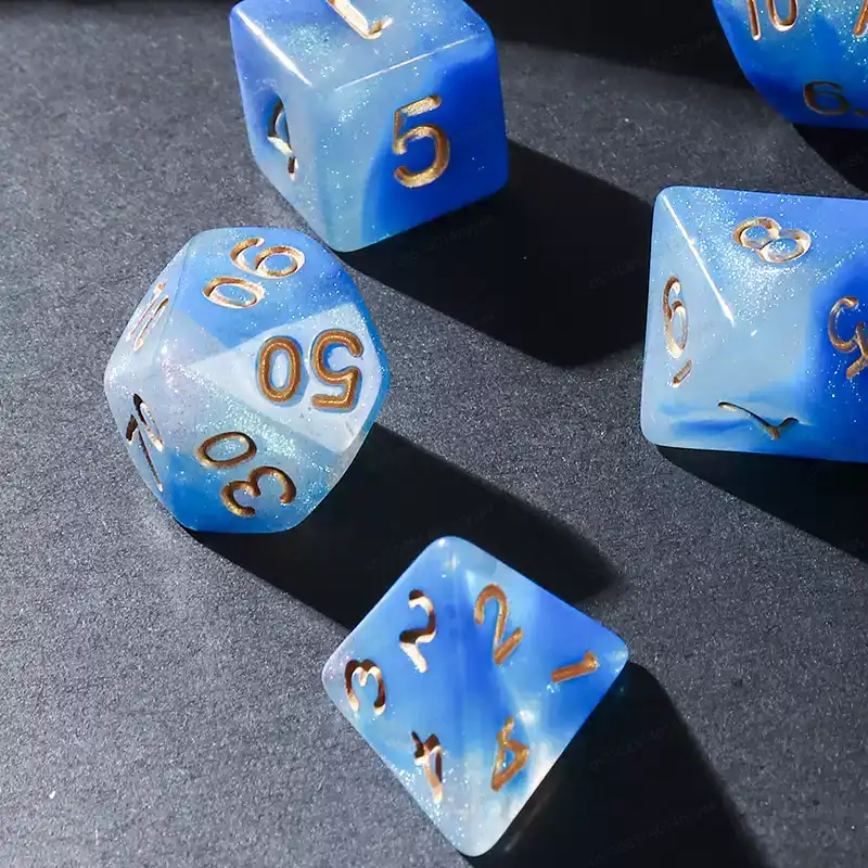 7 قطع من مكعبات النرد الجديدة  - مراجعة Board Game Font وسعره